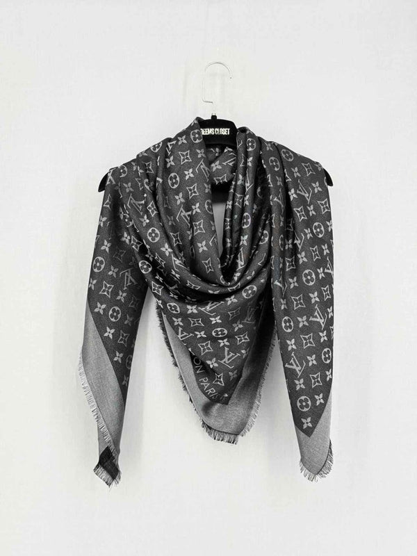 Pre-loved LOUIS VUITTON Black & Silver Monogram Shawl at Reems Closet