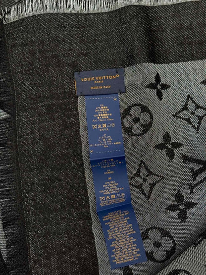 Pre-loved LOUIS VUITTON Black & Silver Monogram Shawl at Reems Closet