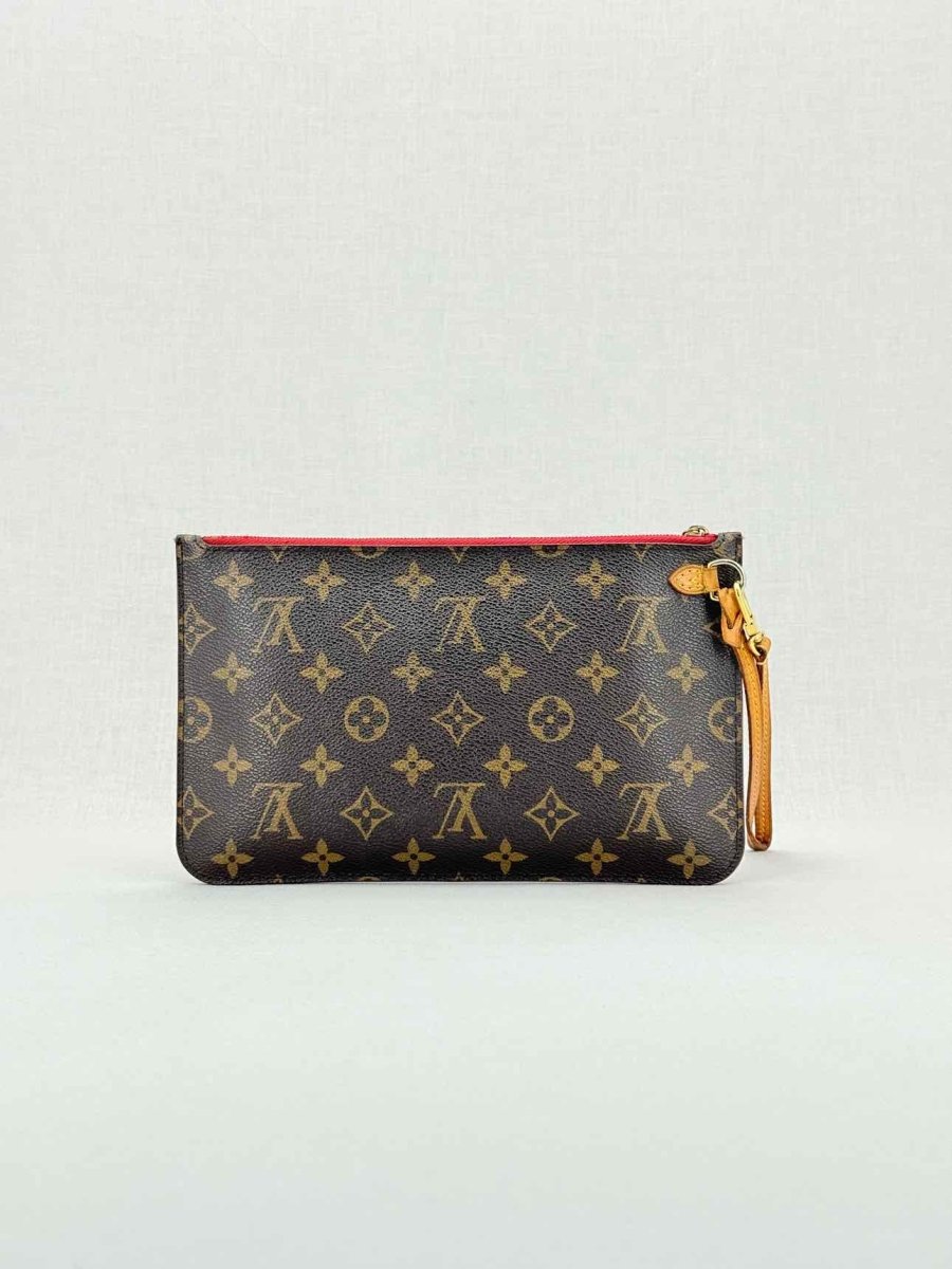 Pre - loved LOUIS VUITTON Brown Monogram Pouch at Reems Closet