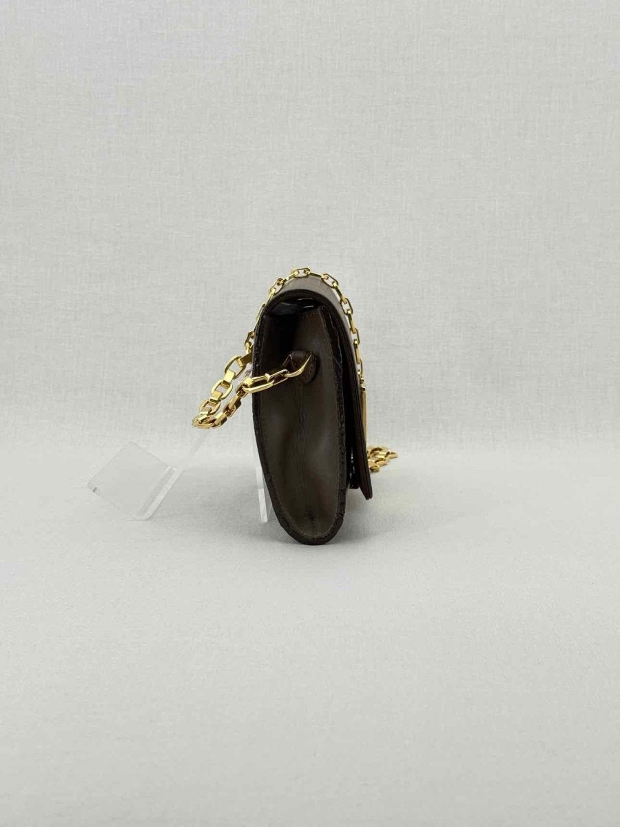 Pre - loved LOUIS VUITTON Chain Louise Taupe Clutch at Reems Closet