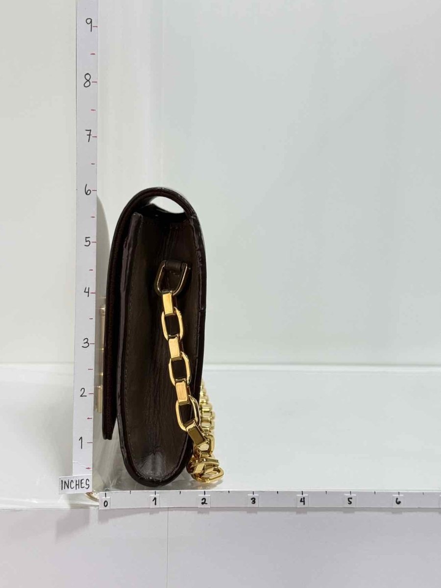 Pre - loved LOUIS VUITTON Chain Louise Taupe Clutch at Reems Closet