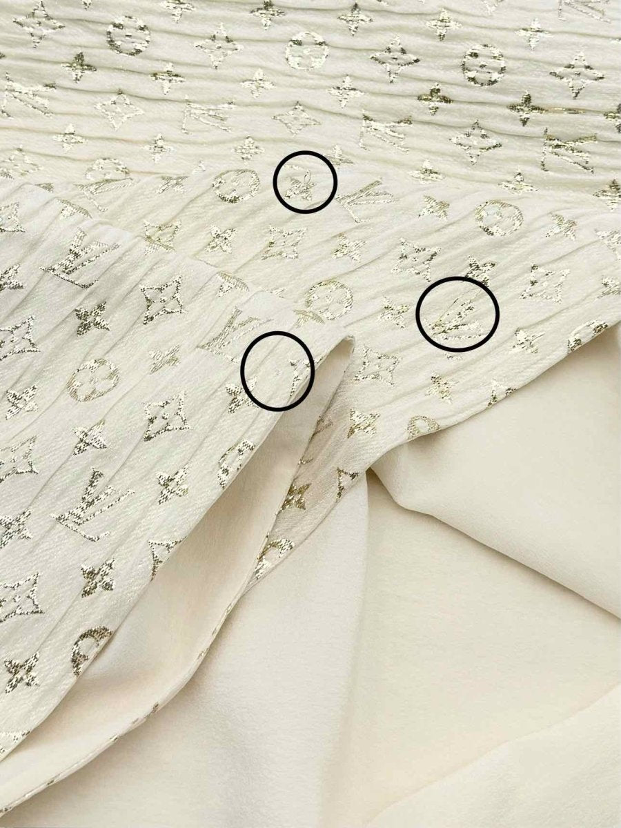 Pre - loved LOUIS VUITTON Cream Monogram Scarf at Reems Closet