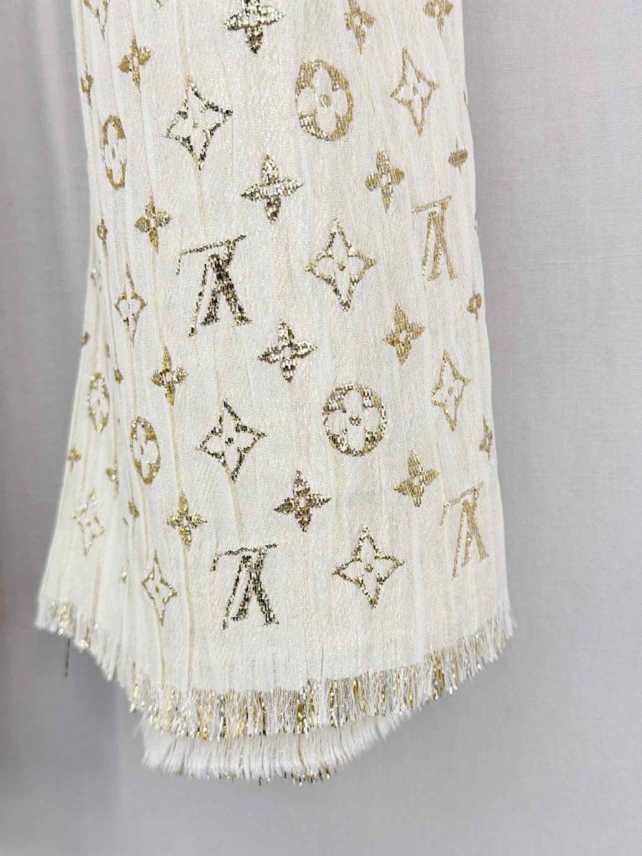 Pre - loved LOUIS VUITTON Cream Monogram Scarf at Reems Closet