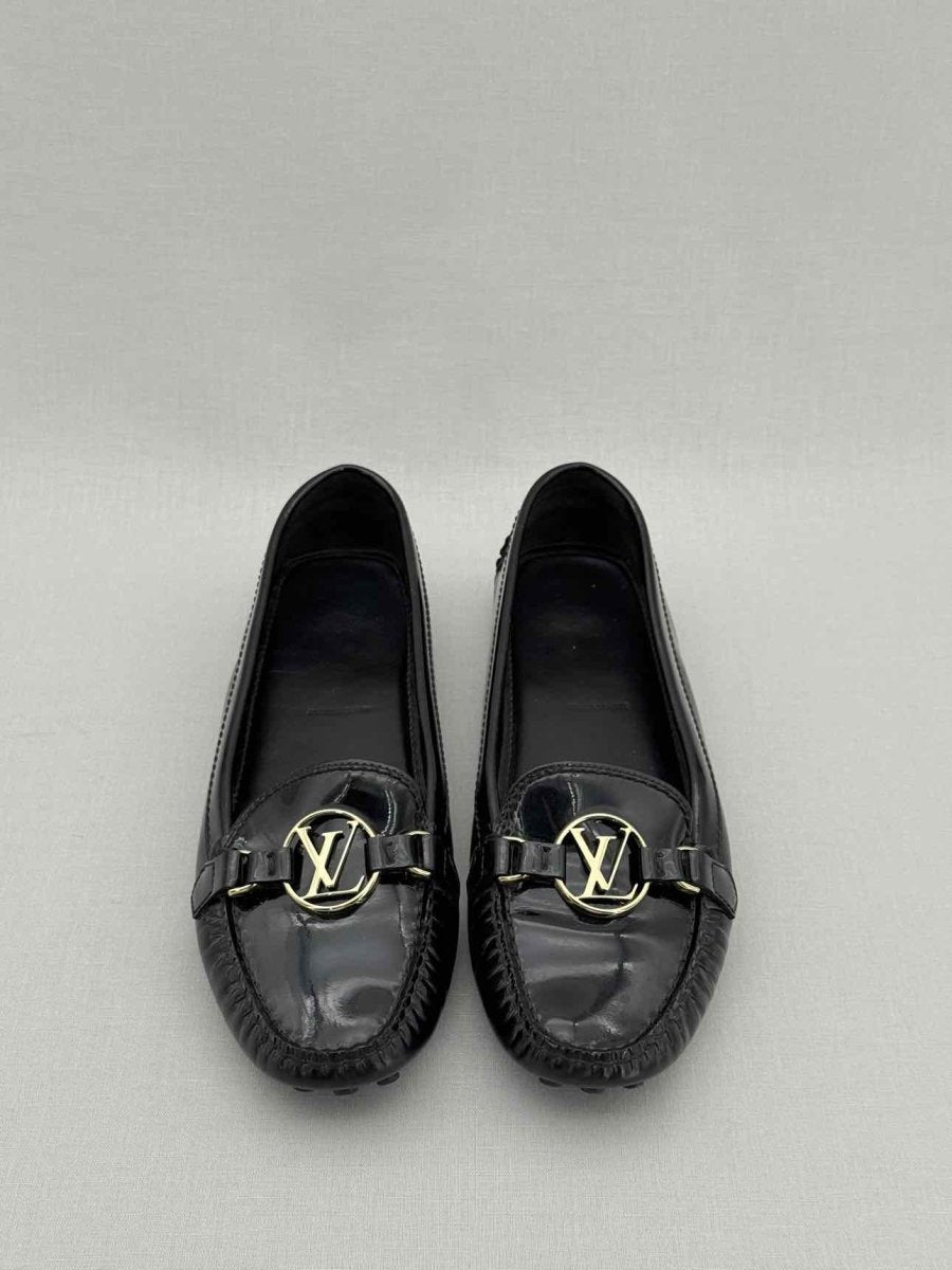 Pre - loved LOUIS VUITTON Dauphine Black Size EU 40 Loafers at Reems Closet