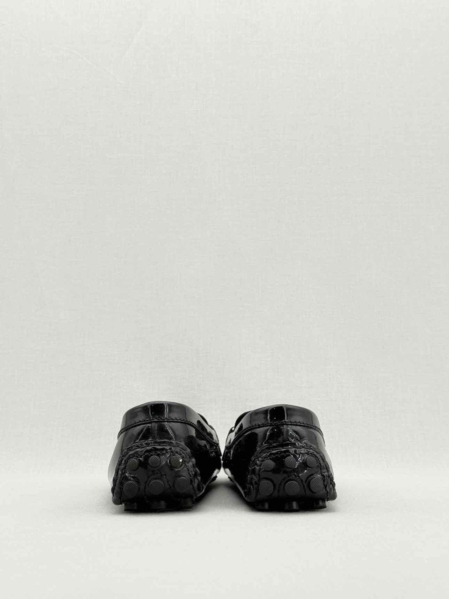 Pre - loved LOUIS VUITTON Dauphine Black Size EU 40 Loafers at Reems Closet