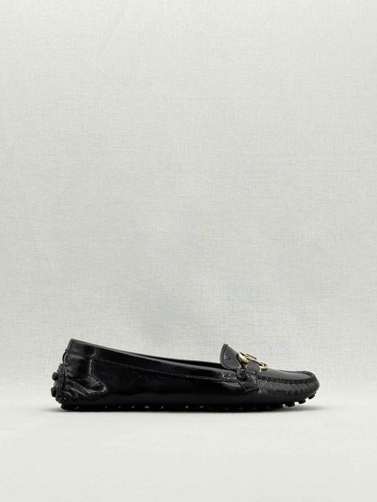 Pre - loved LOUIS VUITTON Dauphine Black Size EU 40 Loafers at Reems Closet