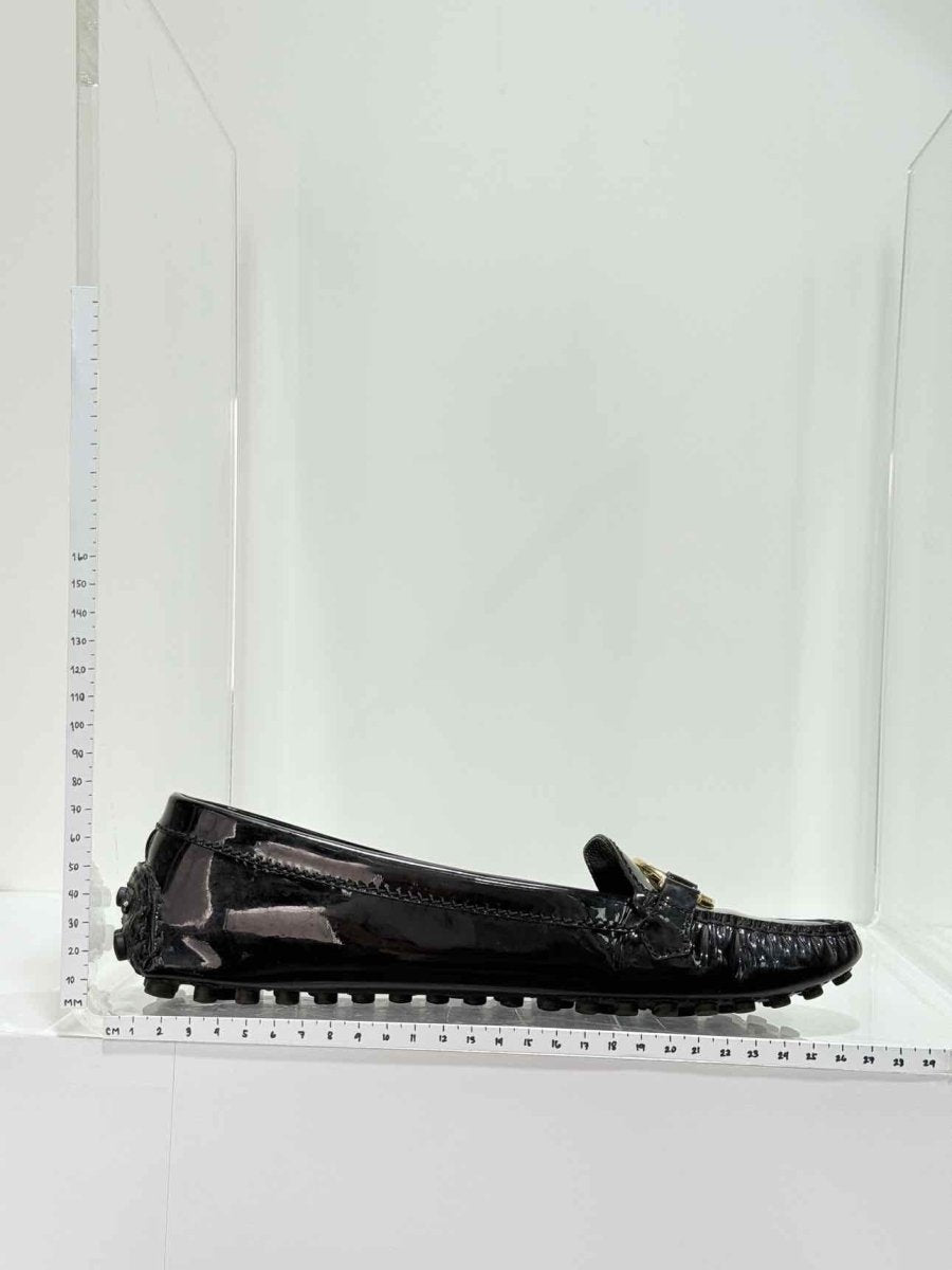 Pre - loved LOUIS VUITTON Dauphine Black Size EU 40 Loafers at Reems Closet