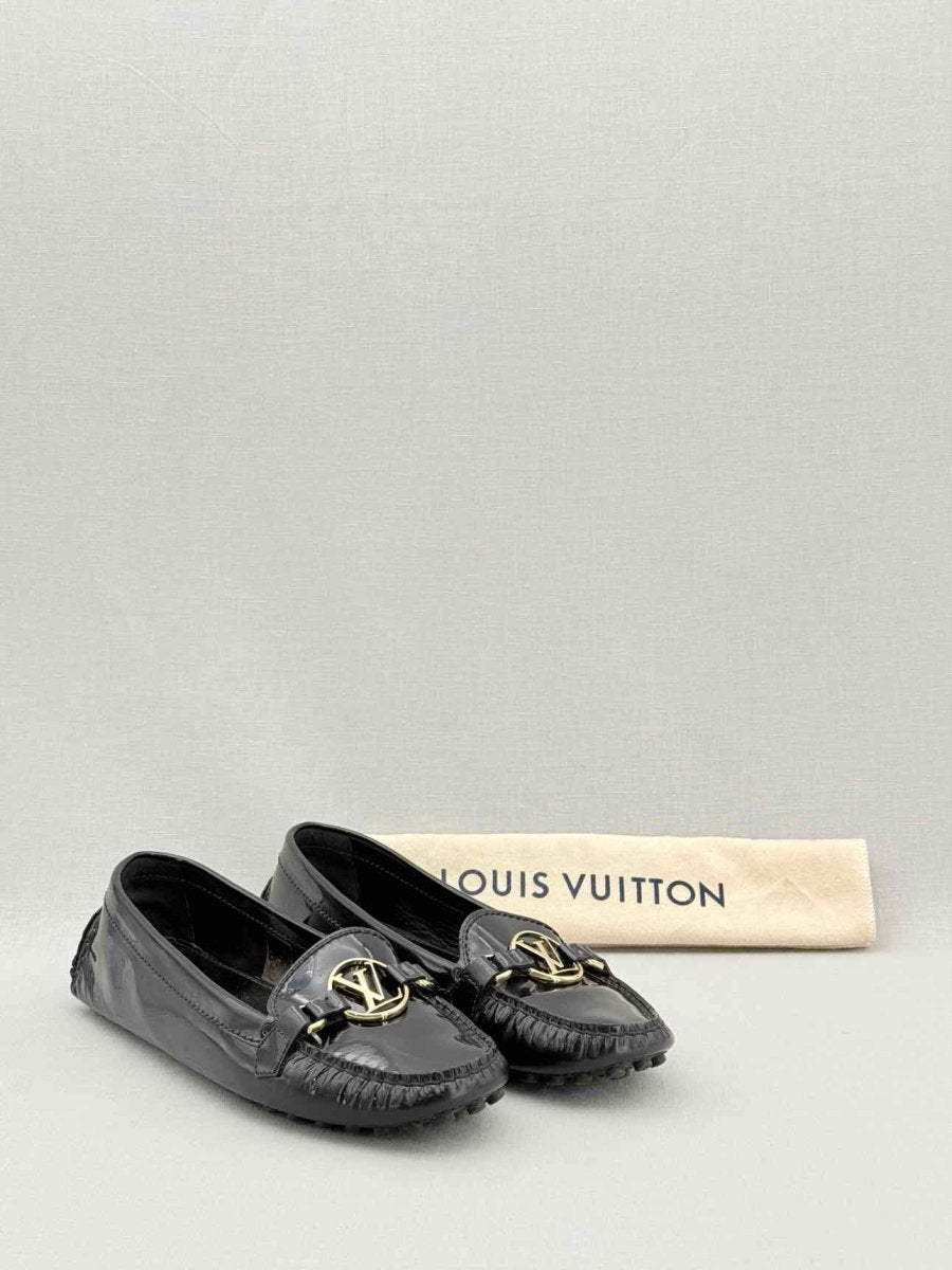 Pre - loved LOUIS VUITTON Dauphine Black Size EU 40 Loafers at Reems Closet