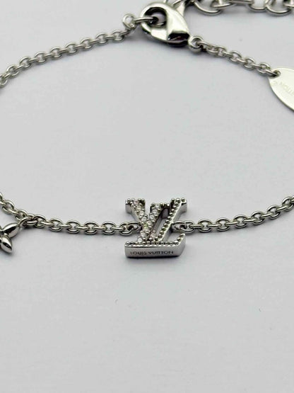Pre - loved LOUIS VUITTON Fashion Bracelet at Reems Closet