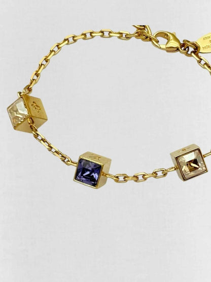 Pre - loved LOUIS VUITTON Fashion Bracelet at Reems Closet