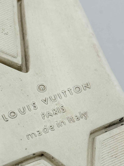 Pre - loved LOUIS VUITTON Fastlane Blue Size EU 42.5 Sneakers at Reems Closet