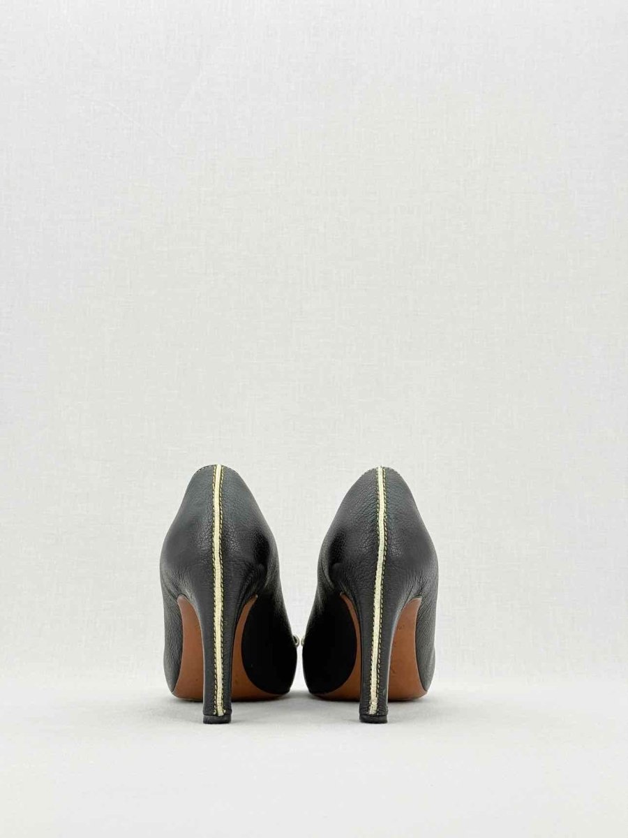 Pre - loved LOUIS VUITTON Fleur Black Size EU 37.5 Pumps at Reems Closet