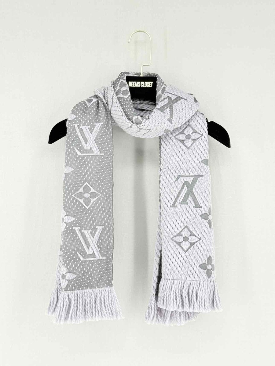 Pre - loved LOUIS VUITTON Grey Logomania Scarf at Reems Closet