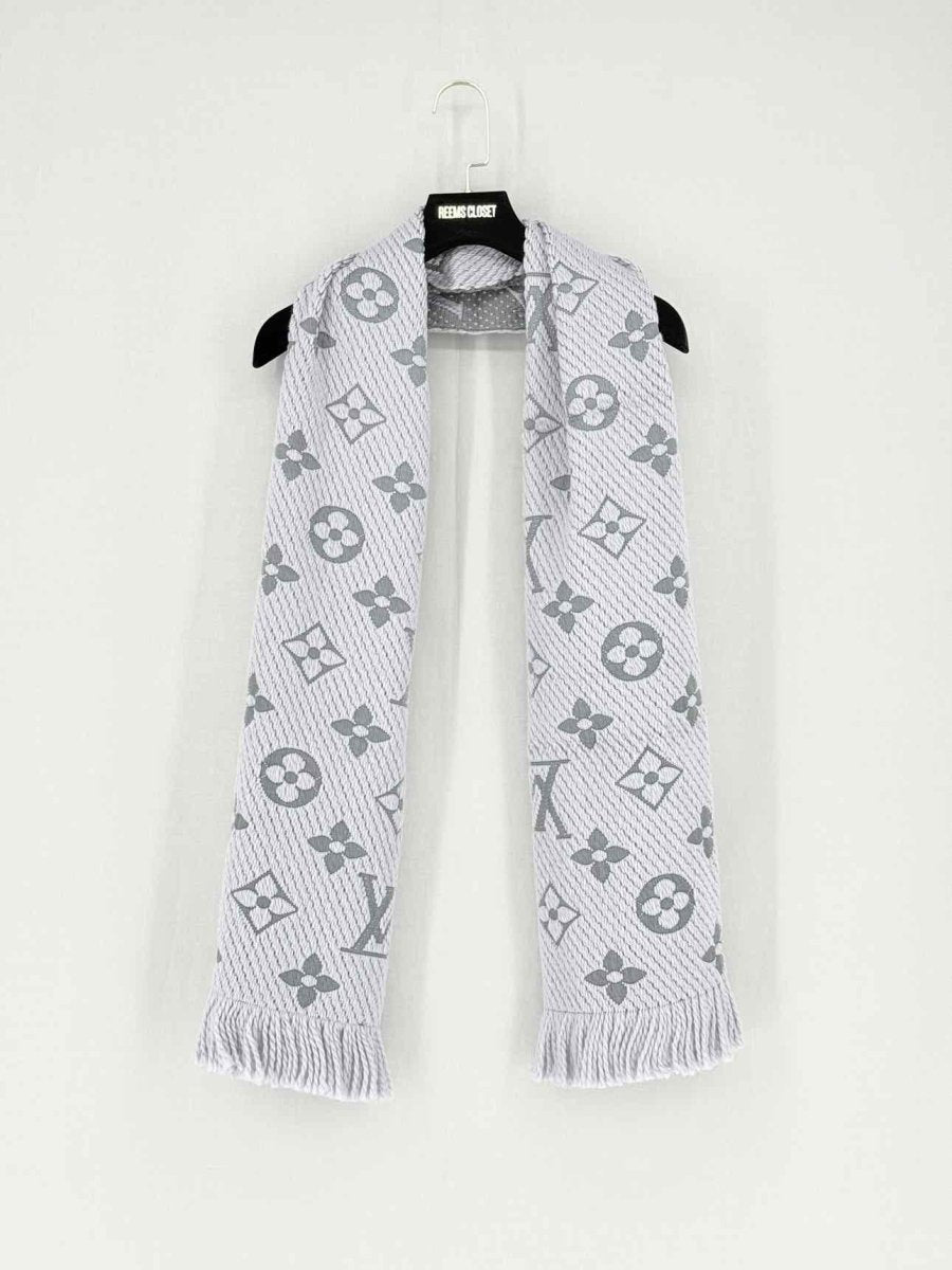 Pre - loved LOUIS VUITTON Grey Logomania Scarf at Reems Closet