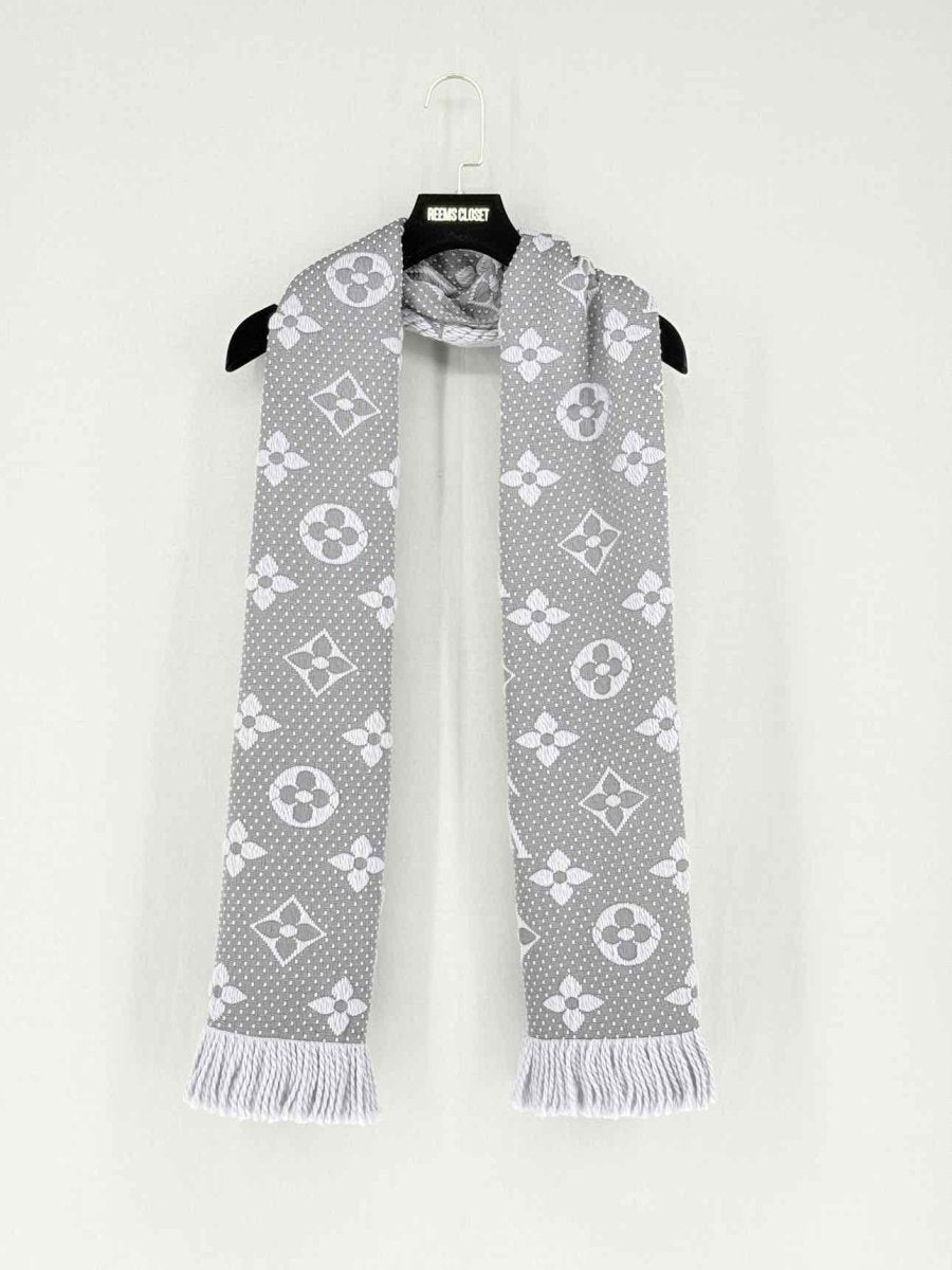 Pre - loved LOUIS VUITTON Grey Logomania Scarf at Reems Closet