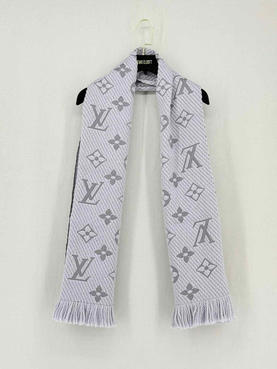 Pre - loved LOUIS VUITTON Grey Monogram Shawl at Reems Closet