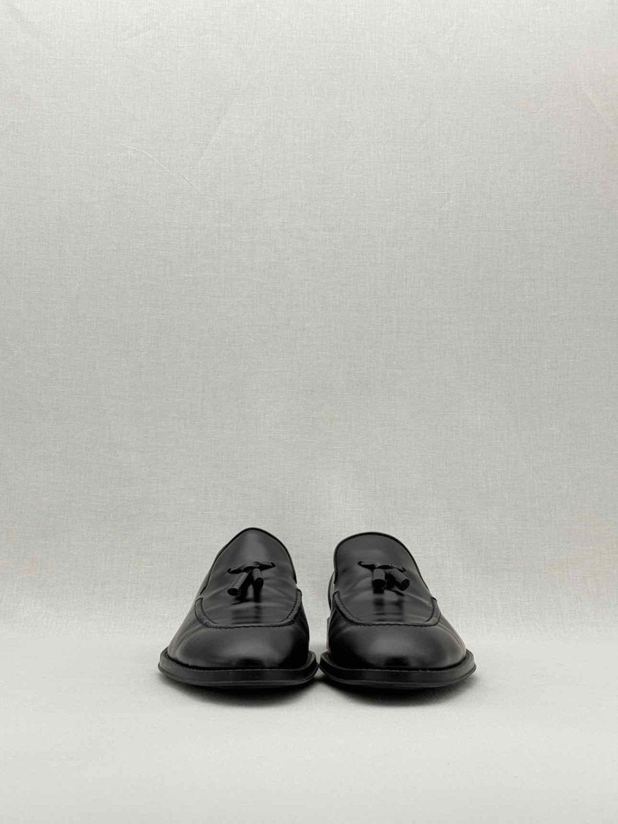 Pre - loved LOUIS VUITTON Kensington Black Size EU 43.5 Loafers at Reems Closet