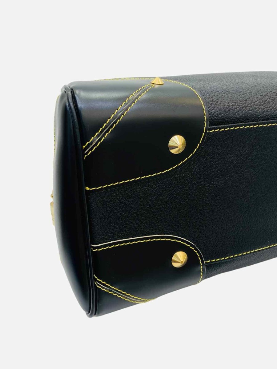 Pre-loved LOUIS VUITTON Le Radieux Black Shoulder Bag from Reems Closet