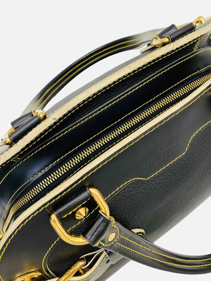 Pre-loved LOUIS VUITTON Le Radieux Black Shoulder Bag from Reems Closet
