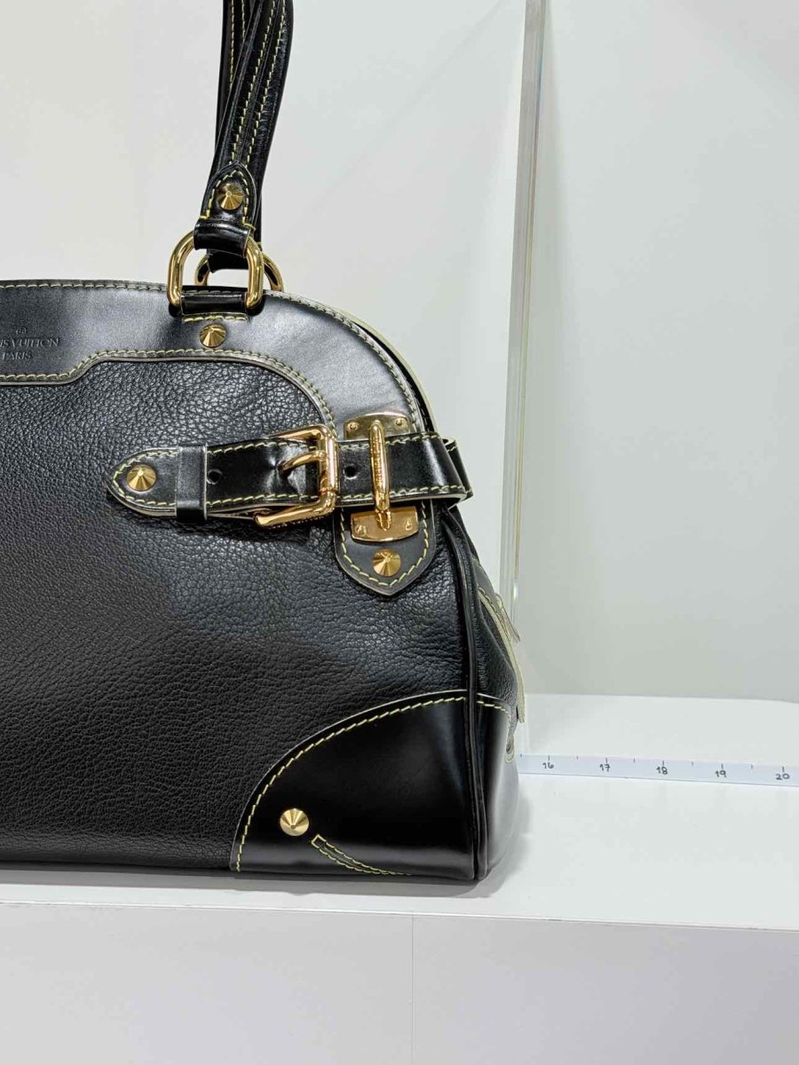 Pre - loved LOUIS VUITTON Le Radieux Black Shoulder Bag at Reems Closet