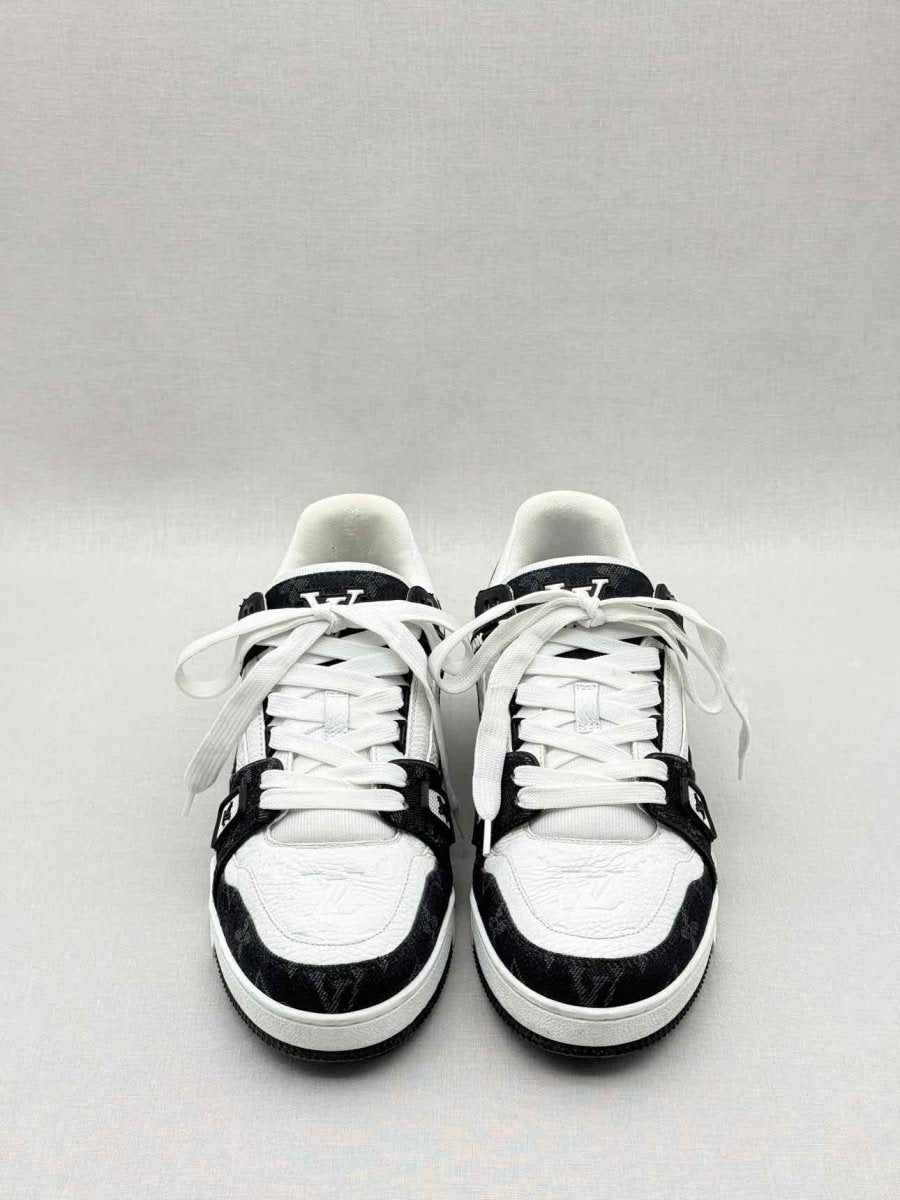 Pre - loved LOUIS VUITTON LV Trainer White/Black Size EU 7 Sneakers at Reems Closet