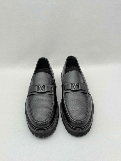 Pre-loved LOUIS VUITTON Major Black Size EU 43 Loafers at Reems Closet