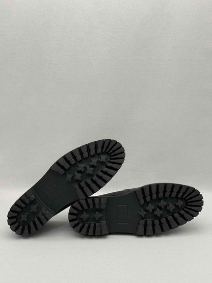 Pre-loved LOUIS VUITTON Major Black Size EU 43 Loafers at Reems Closet