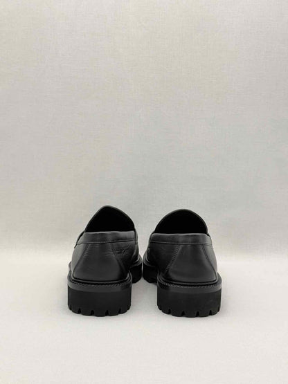 Pre-loved LOUIS VUITTON Major Black Size EU 43 Loafers at Reems Closet