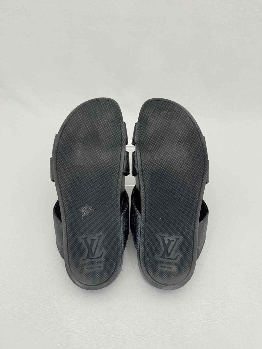 Pre - loved LOUIS VUITTON Mirabeau Black Monogram Size EU 43 Slides at Reems Closet