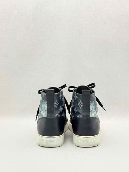 Pre-loved LOUIS VUITTON Navy Blue Monogram Size EU 40.5 Sneakers at Reems Closet