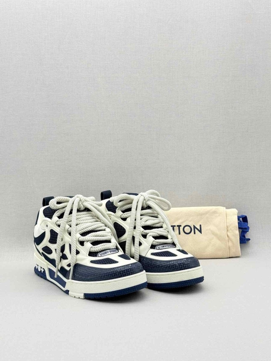 Pre - loved LOUIS VUITTON Navy Blue/Beige Size EU 7 Sneakers at Reems Closet