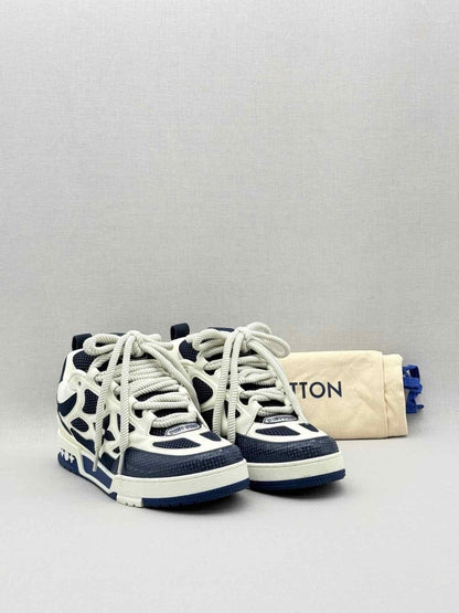 Pre - loved LOUIS VUITTON Navy Blue/Beige Size EU 7 Sneakers at Reems Closet