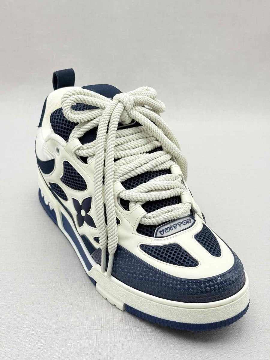Pre - loved LOUIS VUITTON Navy Blue/Beige Size EU 7 Sneakers at Reems Closet