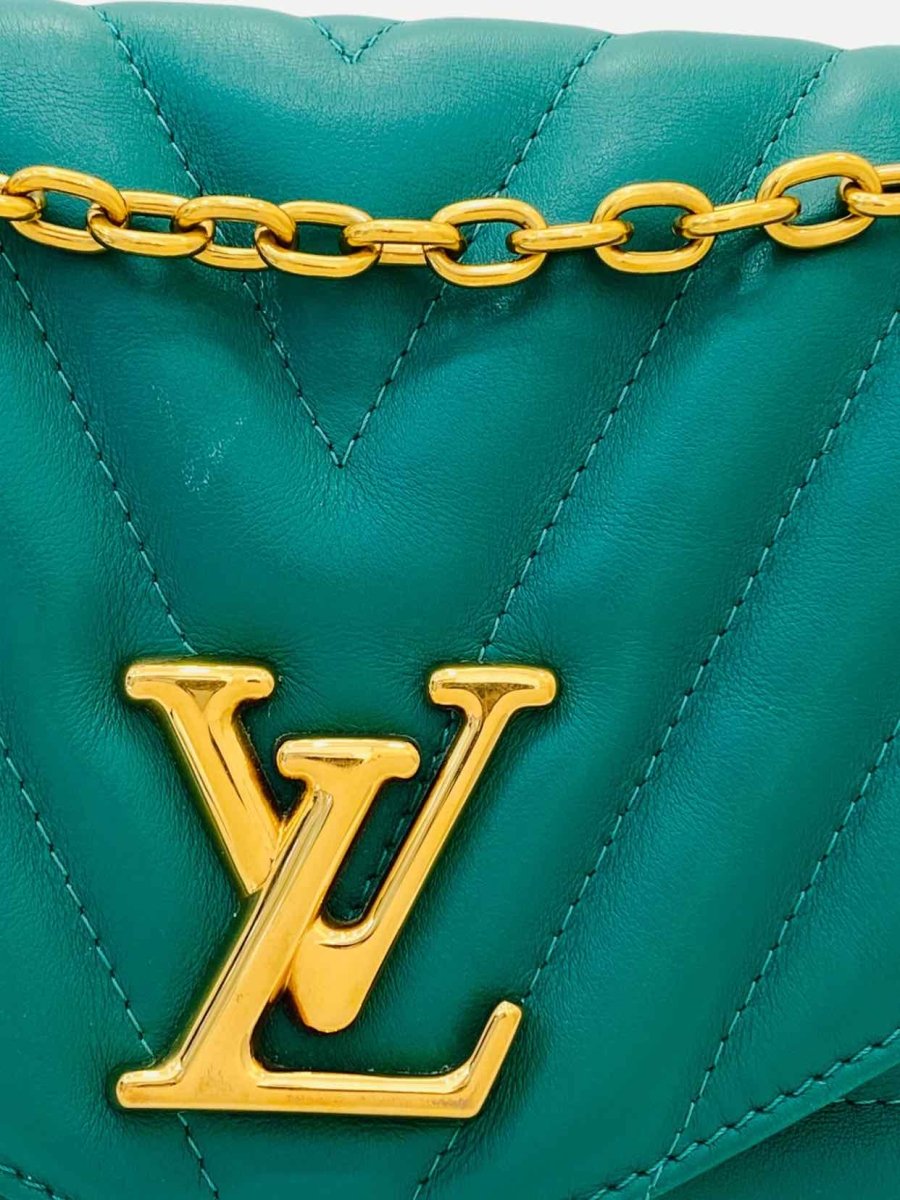 Pre - loved LOUIS VUITTON New Wave Chain Green Chevron Shoulder Bag at Reems Closet