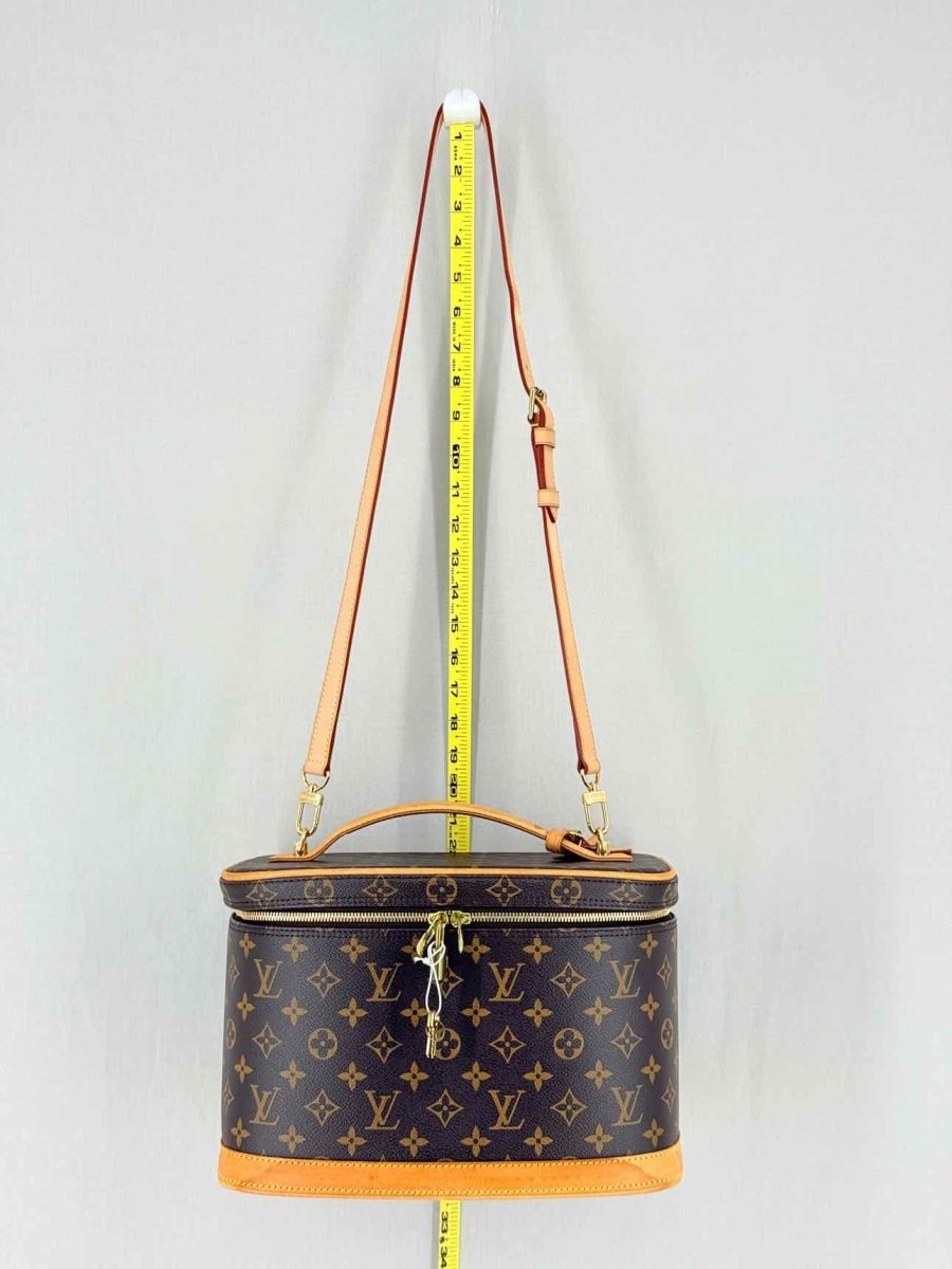 Pre - loved LOUIS VUITTON Nice Brown Monogram Vanity Case at Reems Closet