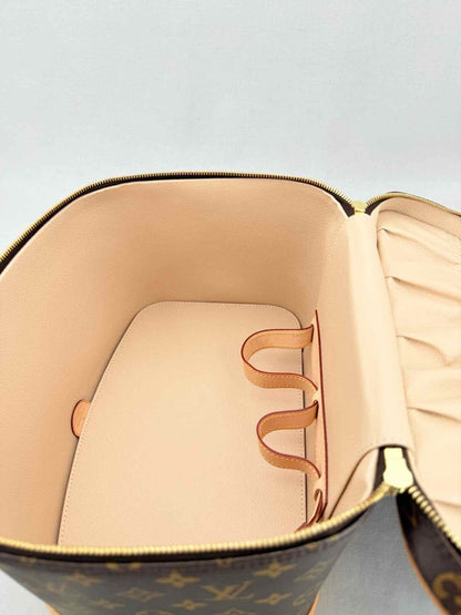 Pre - loved LOUIS VUITTON Nice Brown Monogram Vanity Case at Reems Closet