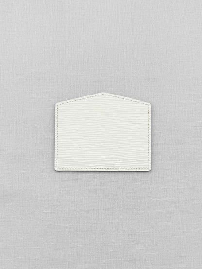 Pre - loved LOUIS VUITTON Off - white Card Holder at Reems Closet