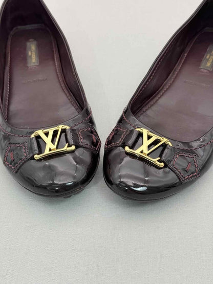 Pre-loved LOUIS VUITTON Oxford Amarante Size EU 37 Ballet Flats at Reems Closet