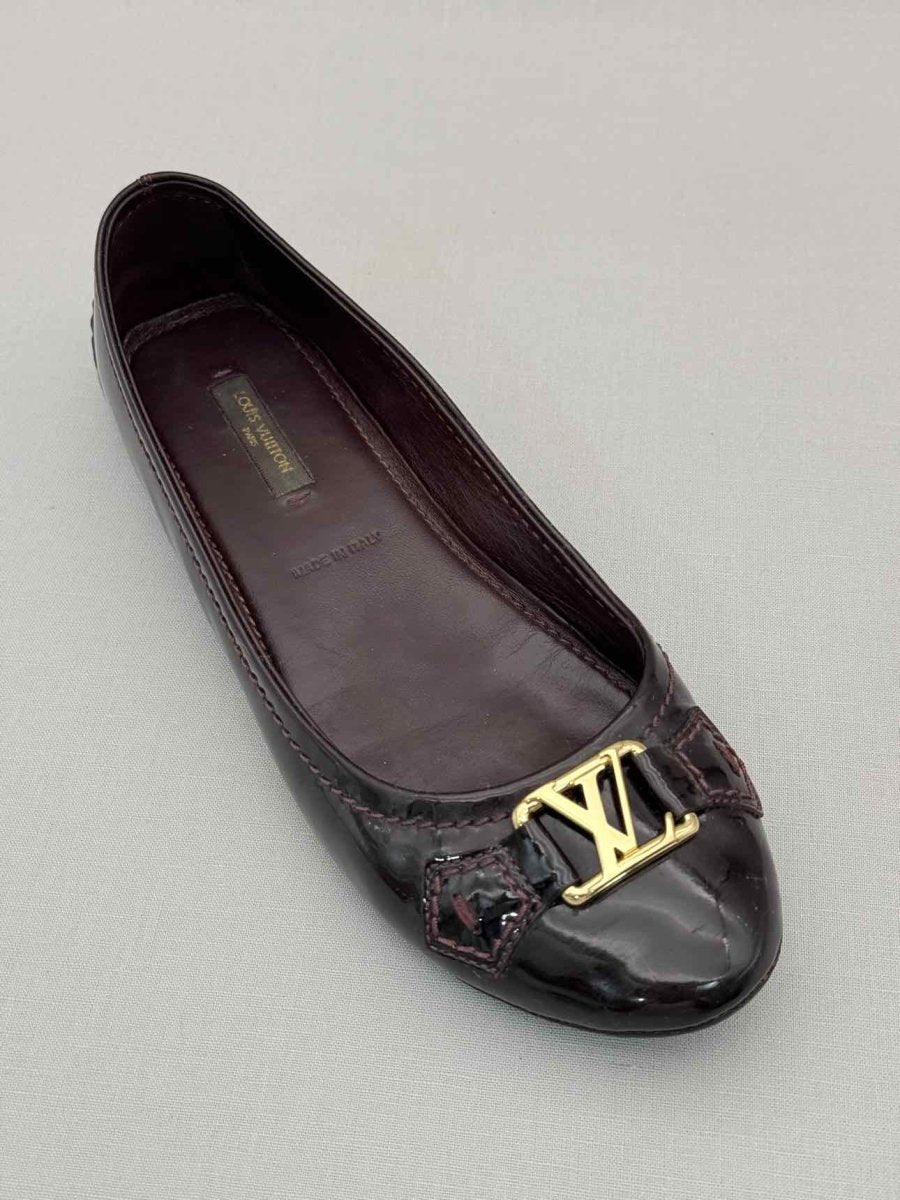 Pre-loved LOUIS VUITTON Oxford Amarante Size EU 37 Ballet Flats at Reems Closet