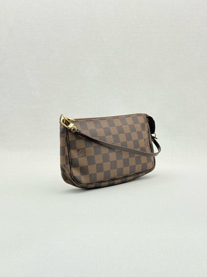 Pre - loved LOUIS VUITTON Pochette Accessories Brown Shoulder Bag at Reems Closet
