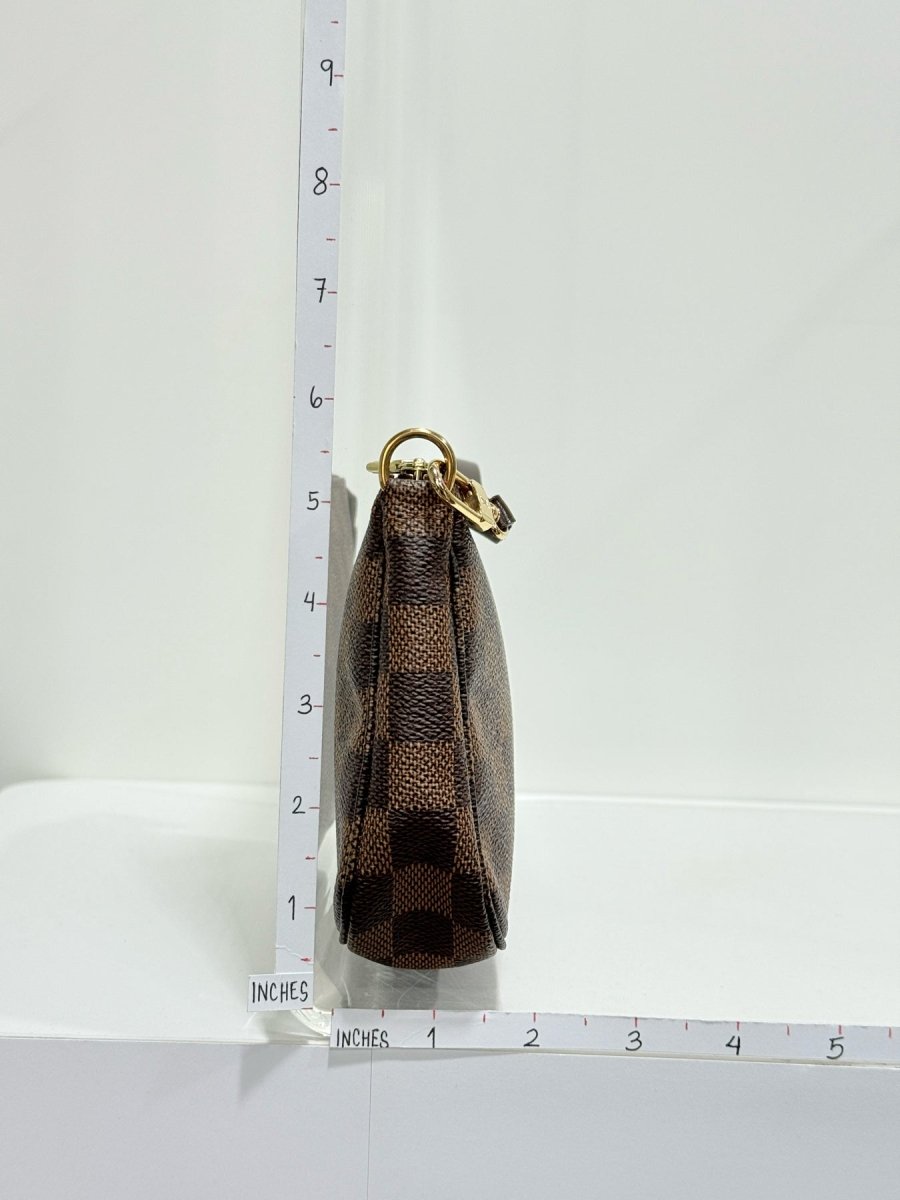 Pre - loved LOUIS VUITTON Pochette Accessories Brown Shoulder Bag at Reems Closet