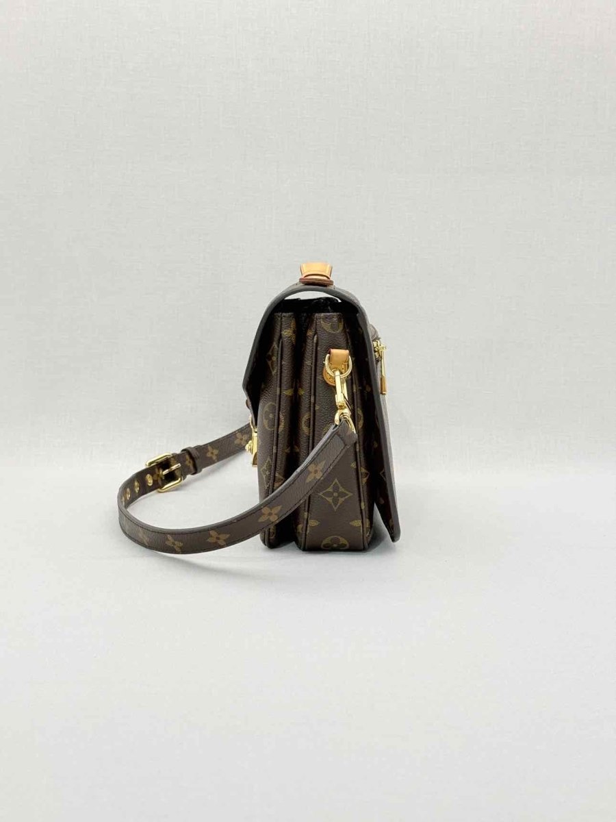 Pre - loved LOUIS VUITTON Pochette Metis Brown Monogram Satchel at Reems Closet