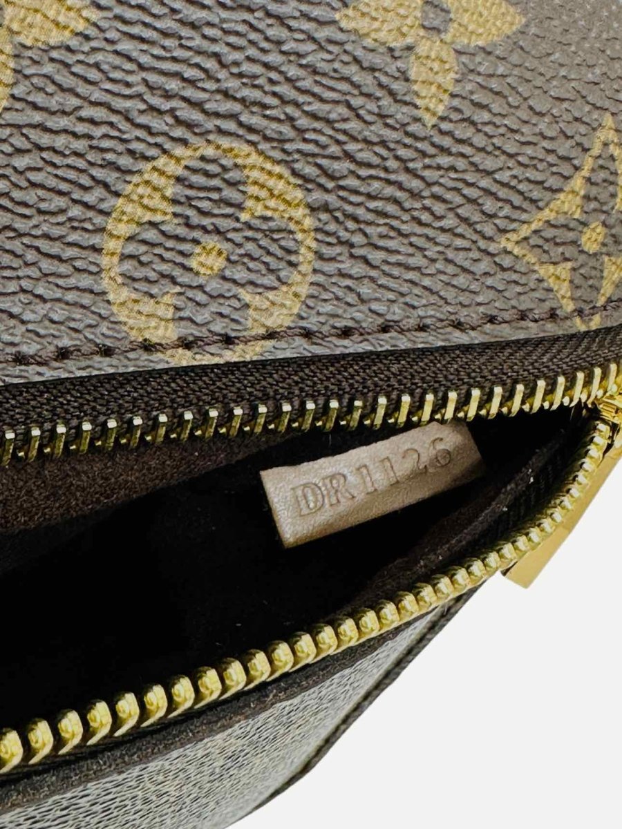 Pre - loved LOUIS VUITTON Pochette Metis Brown Shoulder Bag at Reems Closet