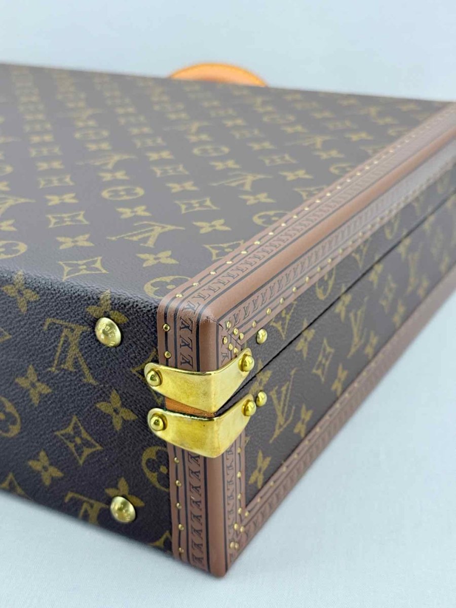 Pre - loved LOUIS VUITTON President Classeur Brown Briefcase at Reems Closet