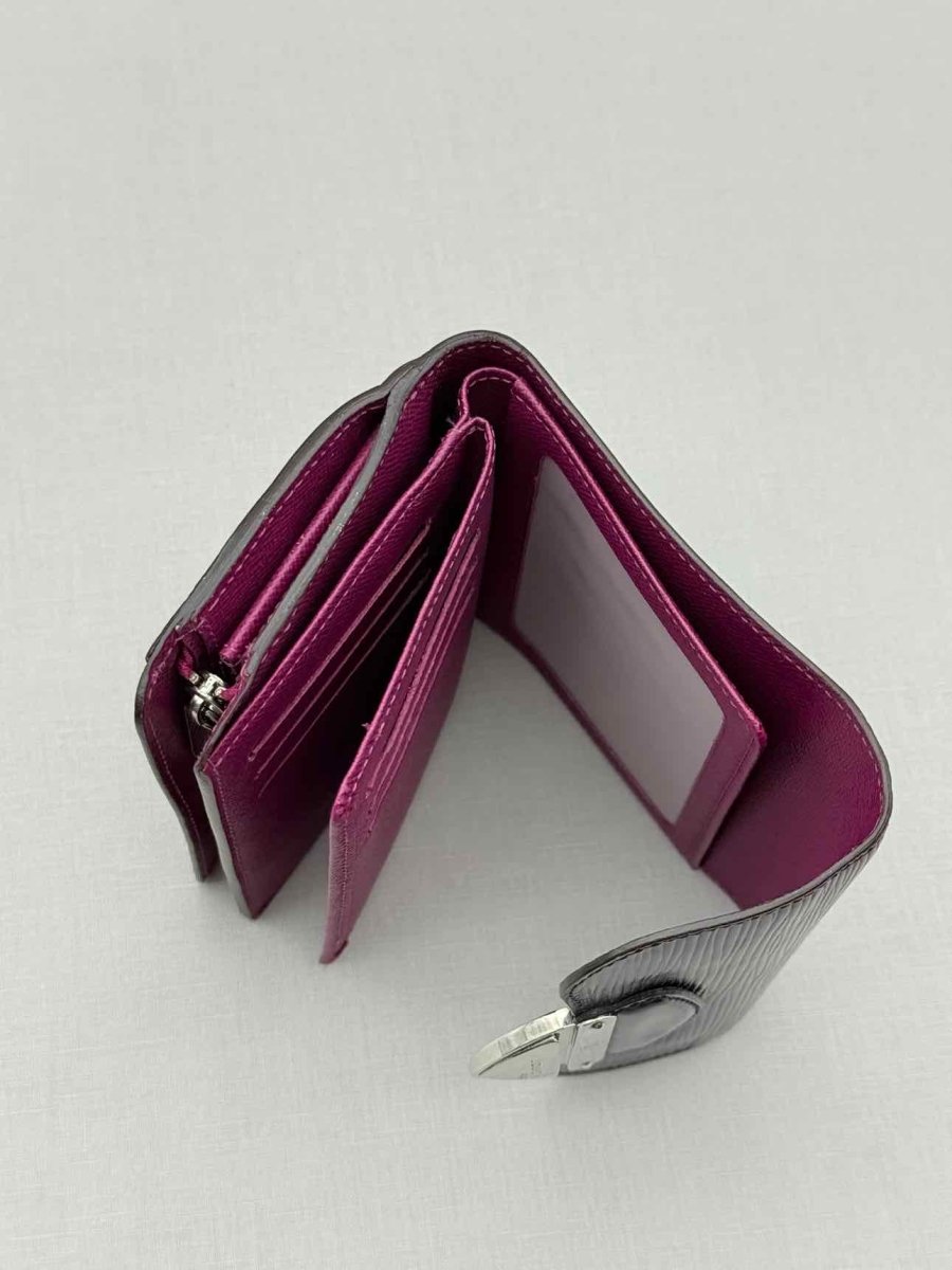 Pre-loved LOUIS VUITTON Purple Compact Wallet at Reems Closet