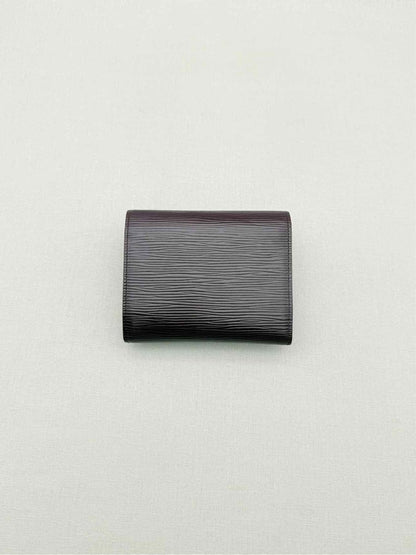 Pre-loved LOUIS VUITTON Purple Compact Wallet at Reems Closet