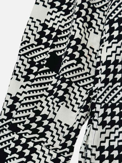 Pre - loved LOUIS VUITTON Relaxed Fit Black & White Size US 6 Shirt at Reems Closet