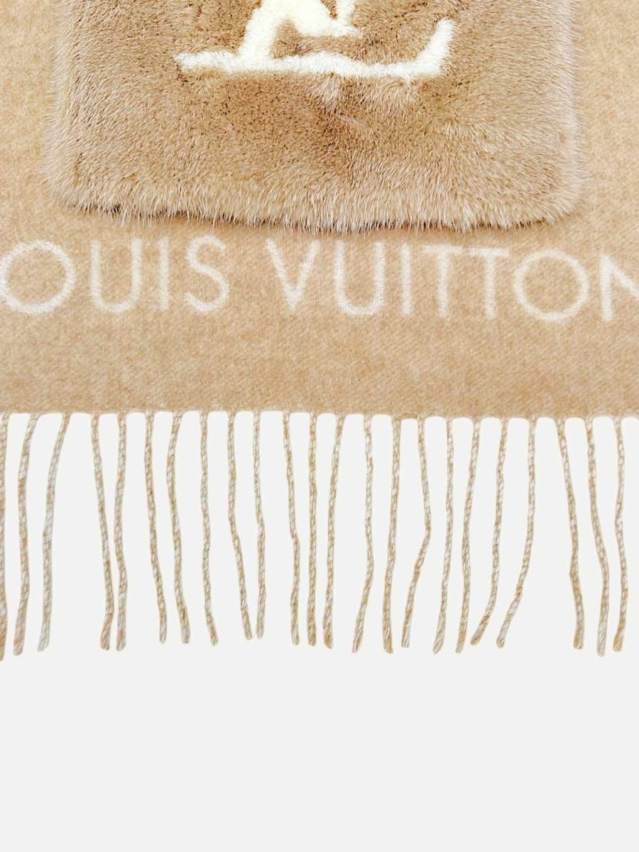 Pre - loved LOUIS VUITTON Reykjavik Beige & Cream Monogram Scarf at Reems Closet