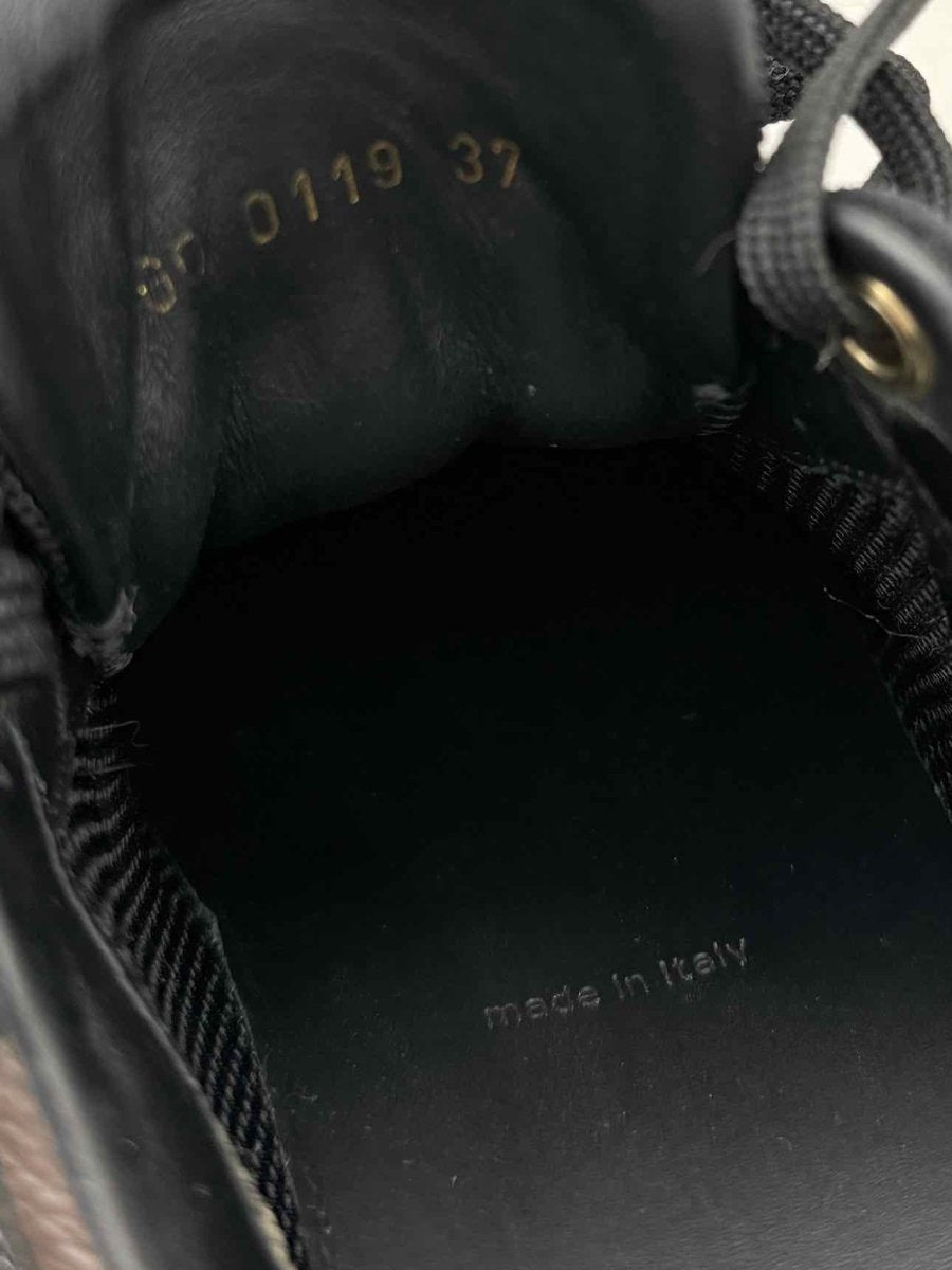 Pre - loved LOUIS VUITTON Run Away Monogram Size EU 37 Sneakers at Reems Closet