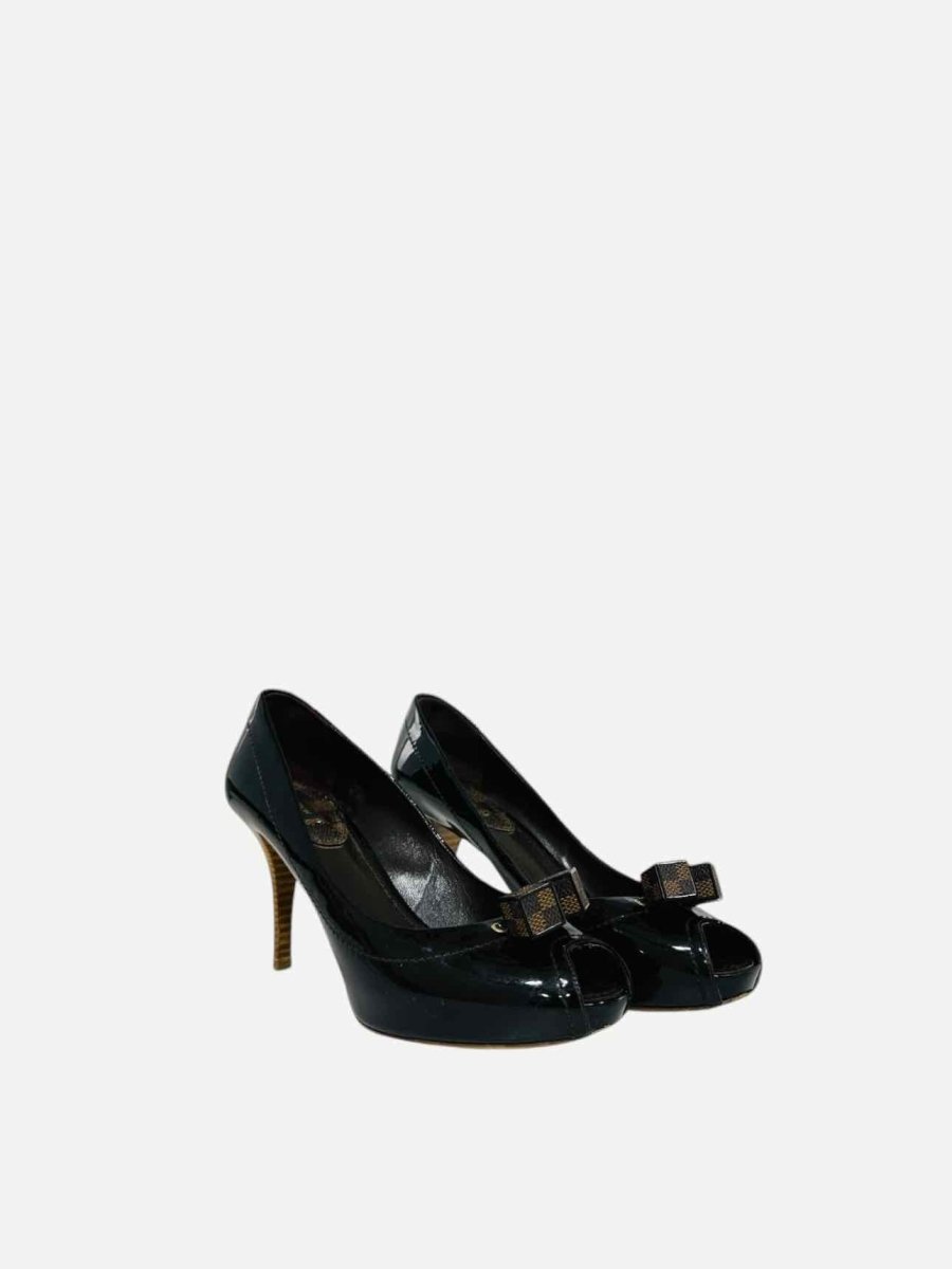 Pre - loved LOUIS VUITTON Saint Honore Black Pumps 39 at Reems Closet